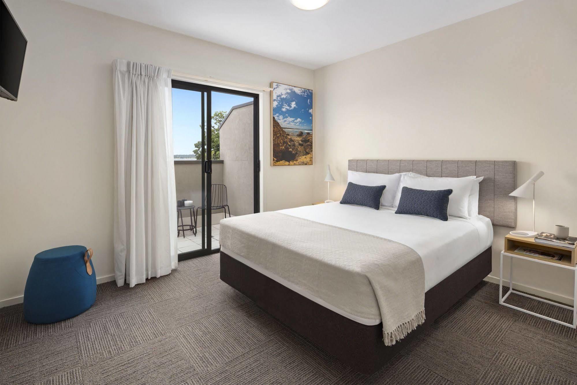 Quest Geelong Aparthotel Exterior photo